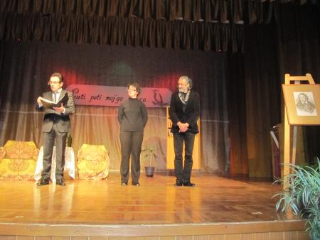 Prireditev ob Slovenskem kulturnem prazniku Pusti peti moj´ga slavca! v izvedbi Rajka Stuparja